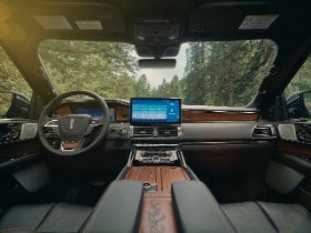 2022 Lincoln Navigator Black Label Invitation interior